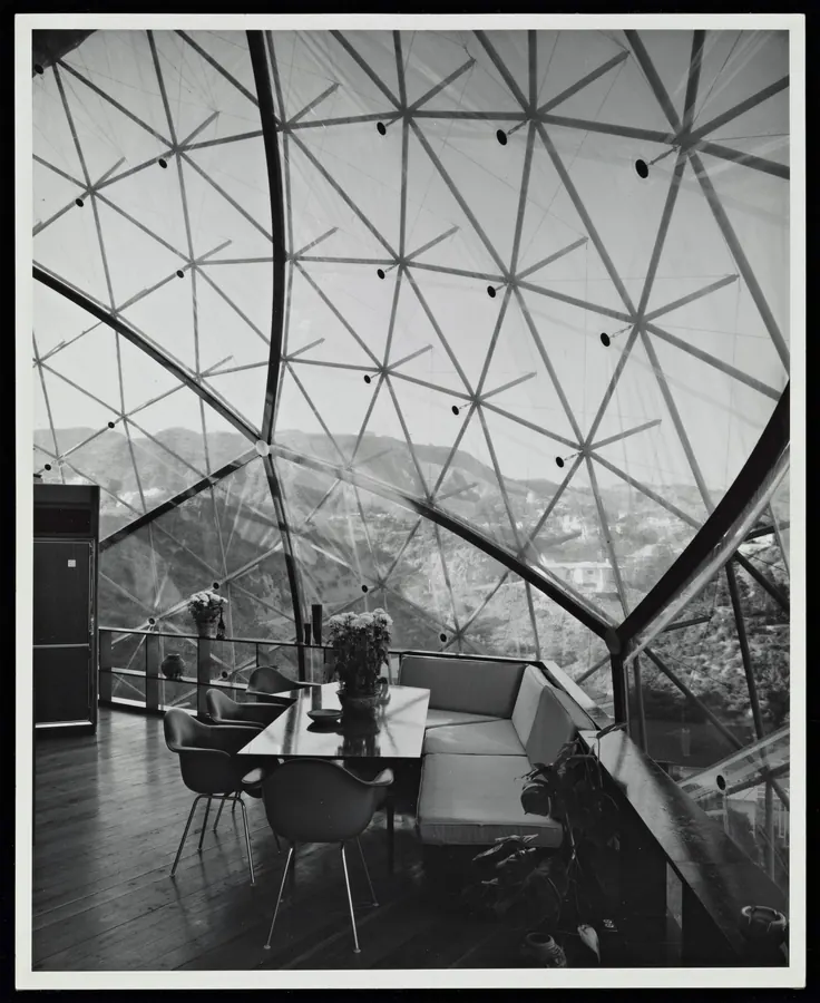 Dining under the skin